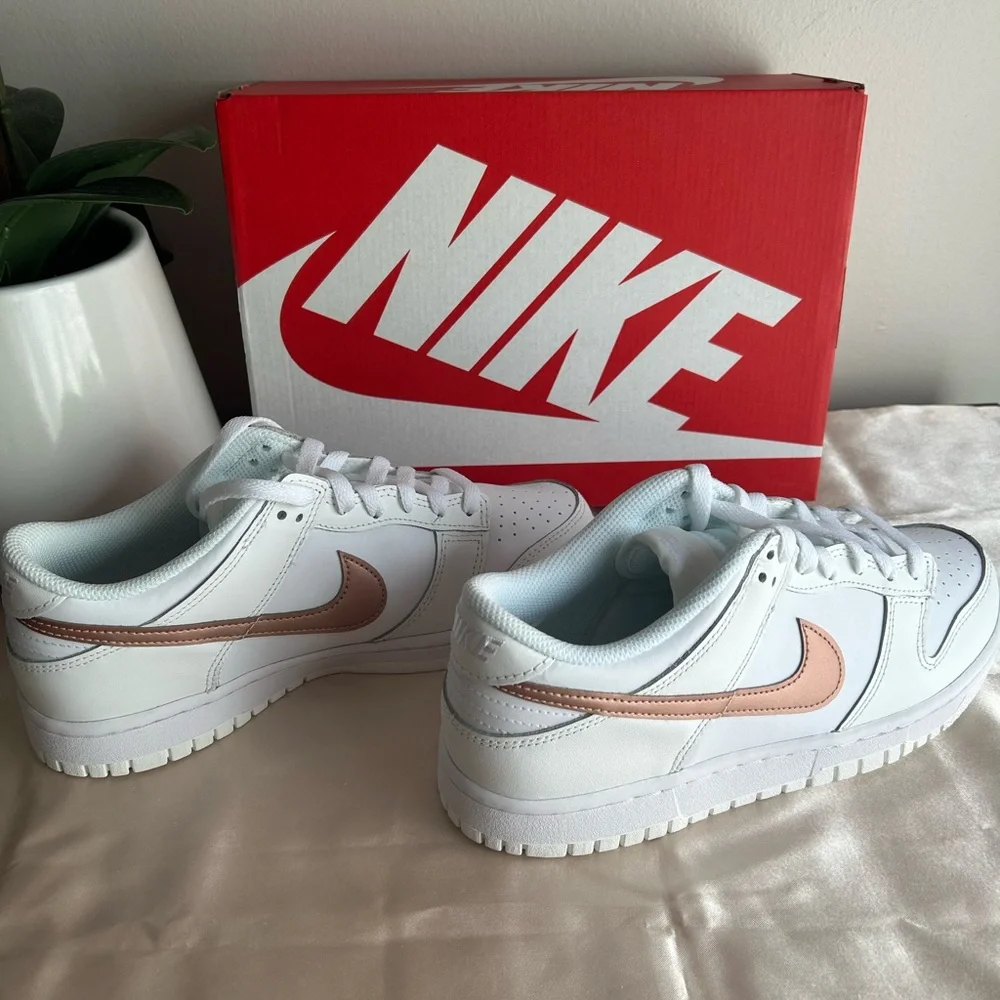 Nike Dunk low Size Us6.5Y/Eu39 - Picture 2 of 10